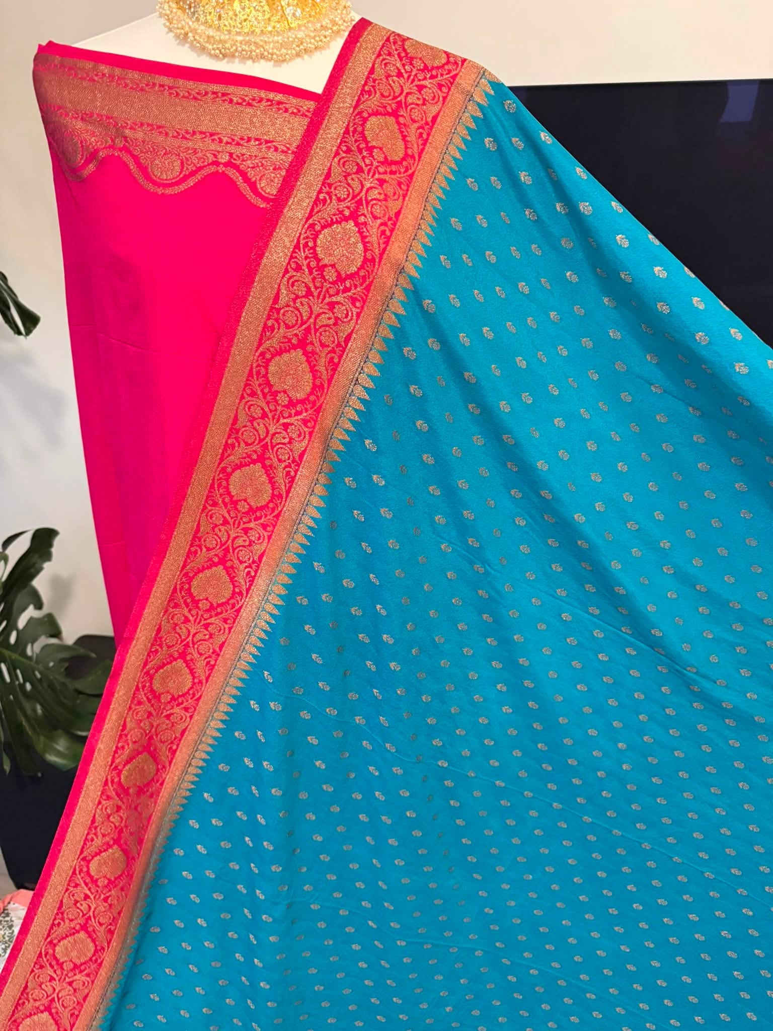 Premium Pure Banarasi Silk Saree (Turquoise & Pink)
