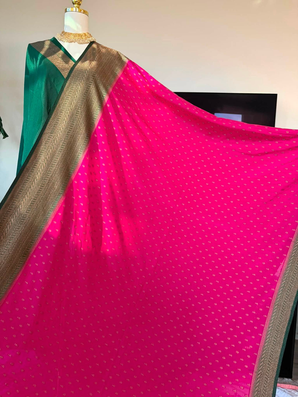 Pure Banarasi Silk Saree — Hot Pink with Gold Zari Butti & Teal Border