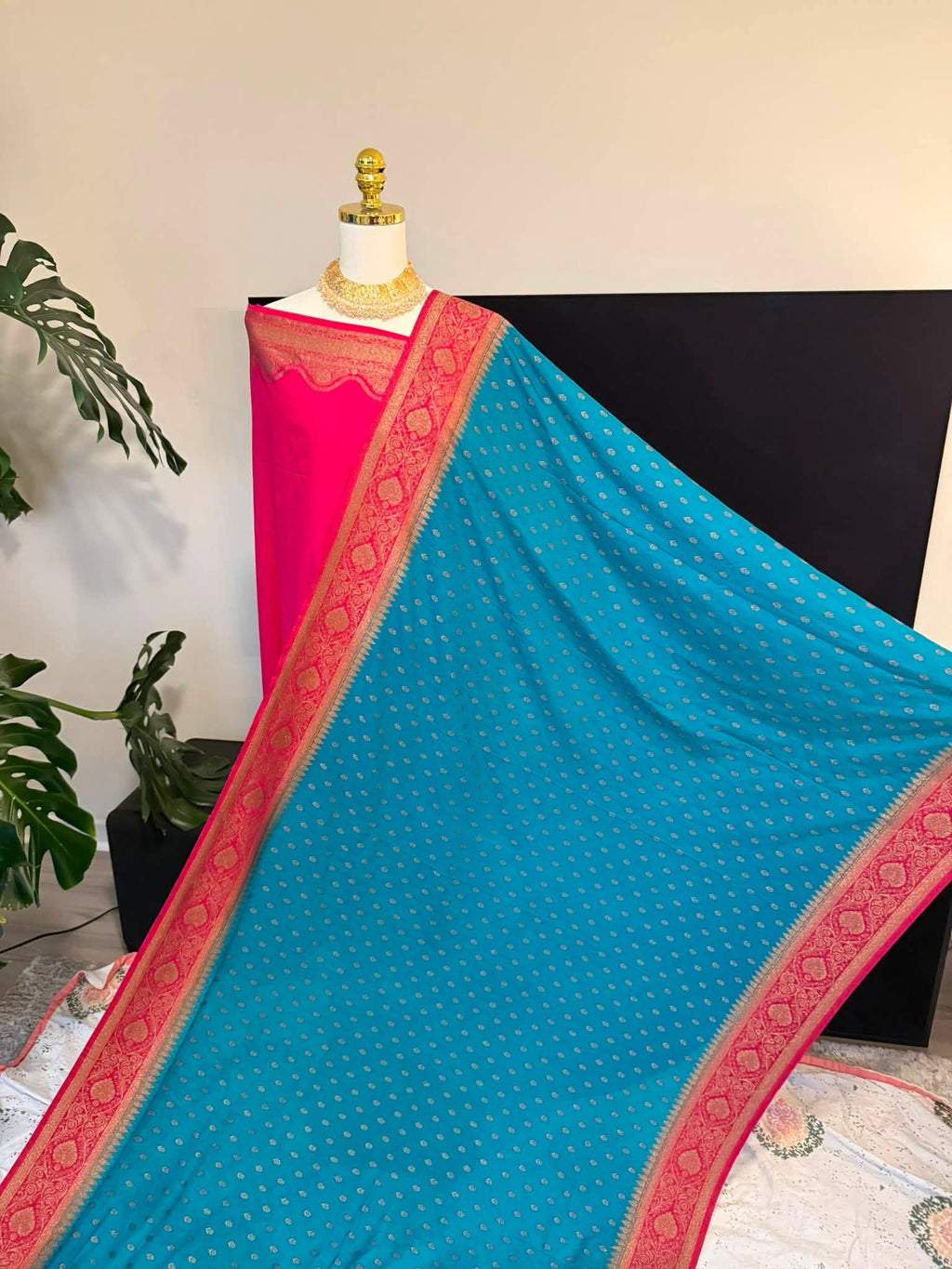 Premium Pure Banarasi Silk Saree (Turquoise & Pink)