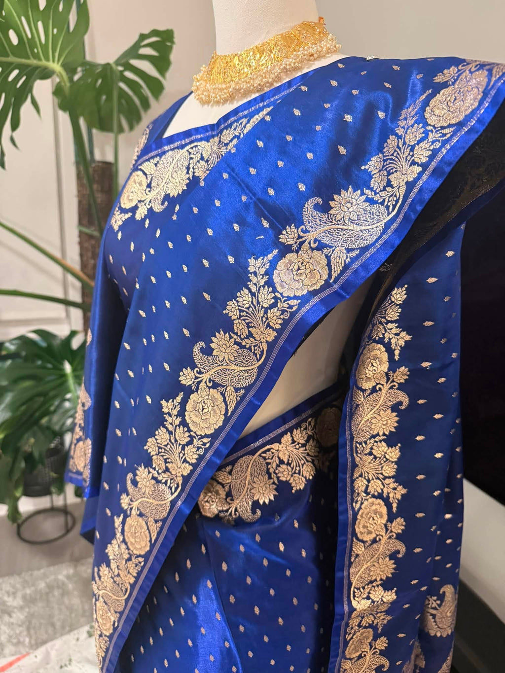 Premium Pure Banarasi Silk Saree (Royal Blue)