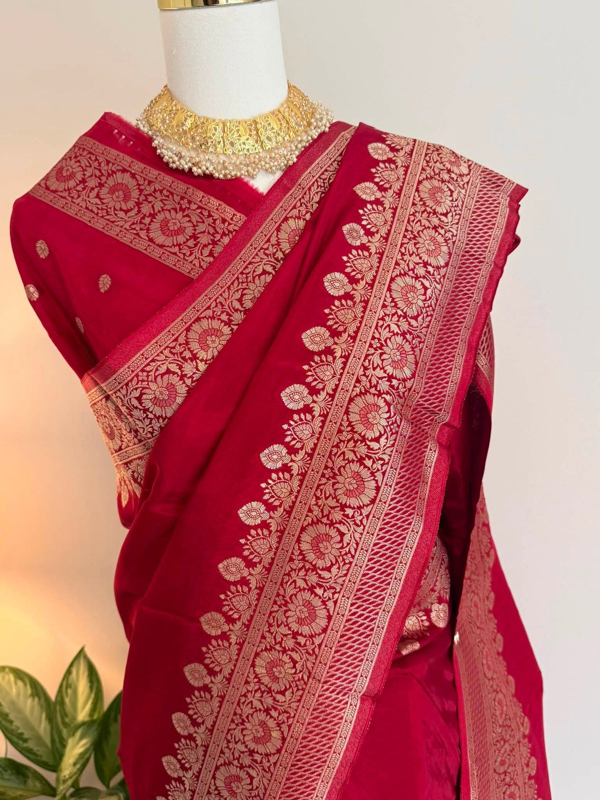 Pure viscoss silk benarashi sharee (Crimson Red)