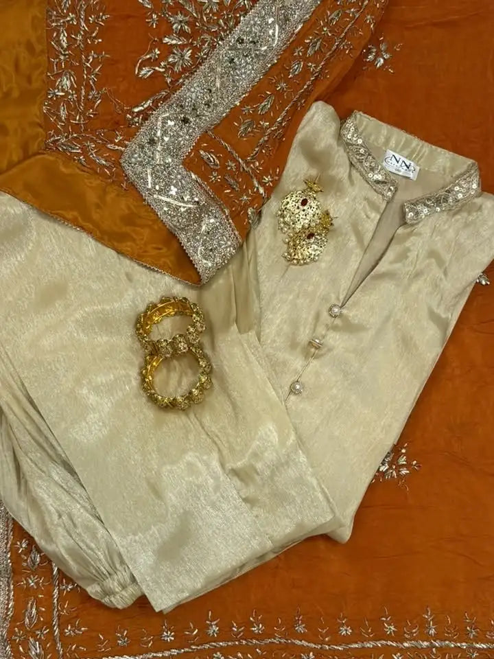 Naza Noor’s Original Pakistani Customized Suit